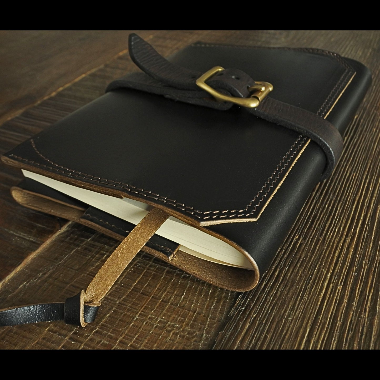 LEATHER BOOK COVER / 文庫サイズ MARYAM HORSE BUTT TEA CORE BLACK